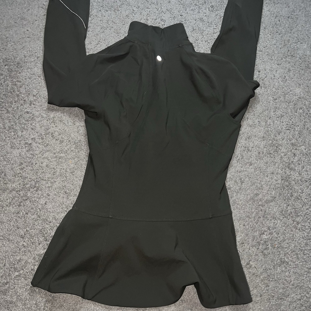 lululemon Gait Keeper Jacket in Dark Olive Women's 8 - Picture 3 of 5